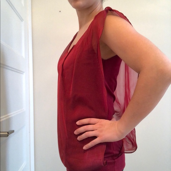 2/$15 - Elegant shimmery red blouse - Picture 6 of 8